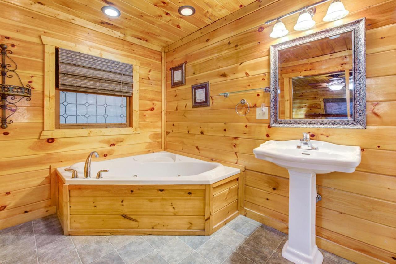 Country Oaks Cabin Villa Pigeon Forge Eksteriør billede